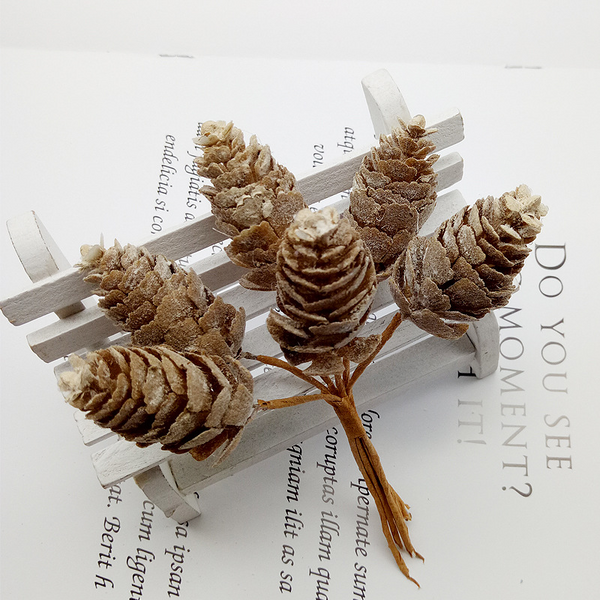 Simulation Handmade Pine Cone Decorative Accessories