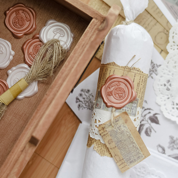 Vintage Gift Wrapping Kit