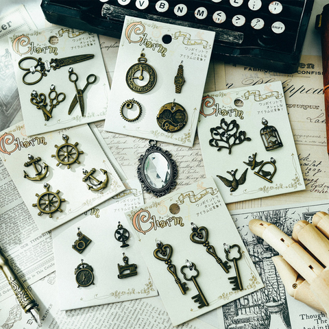 Ins Retro European Style Decorative Pendant