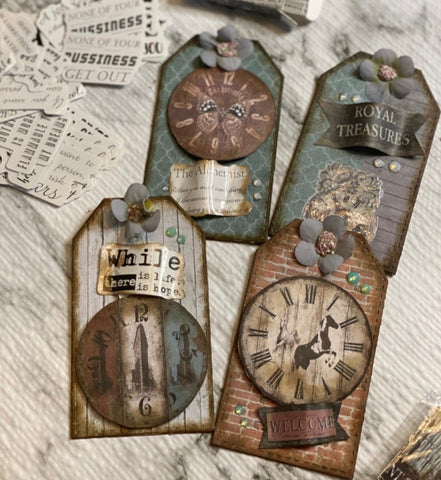 Bookmark Dies