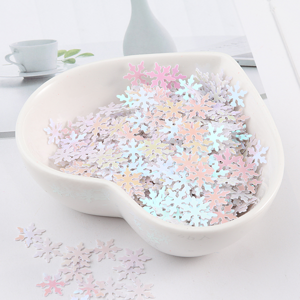 500Pcs Snowflake Sequins