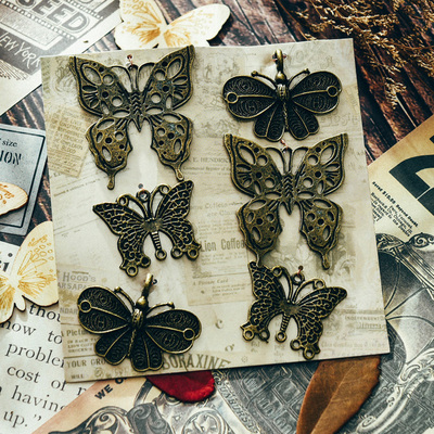 European Style Ins Retro Posing Decorative Pendant