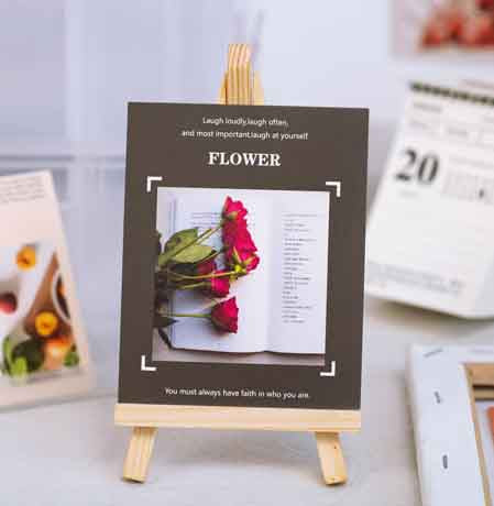 Wooden Mini Easel