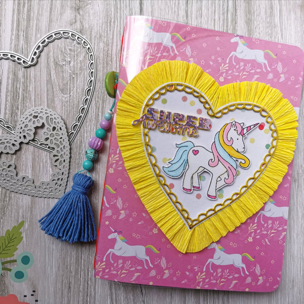 【Original】Petal Lace Heart Border Dies