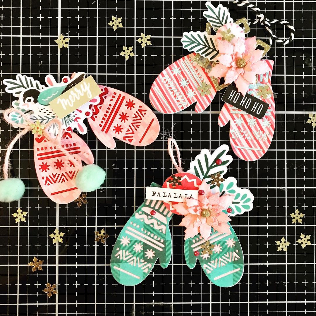 Christmas Gloves Die